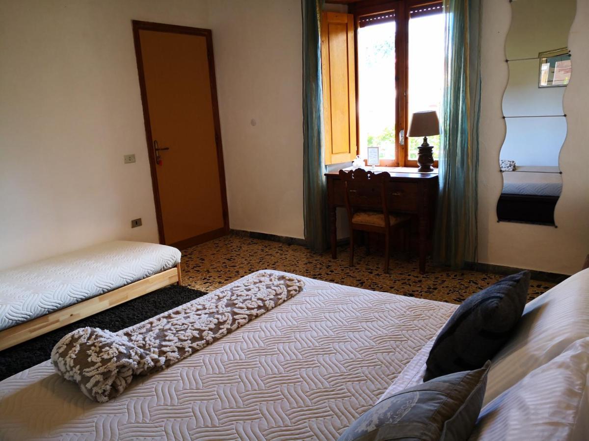 Bed and Breakfast Zia Chiarina San Nicolo Gerrei Exteriér fotografie