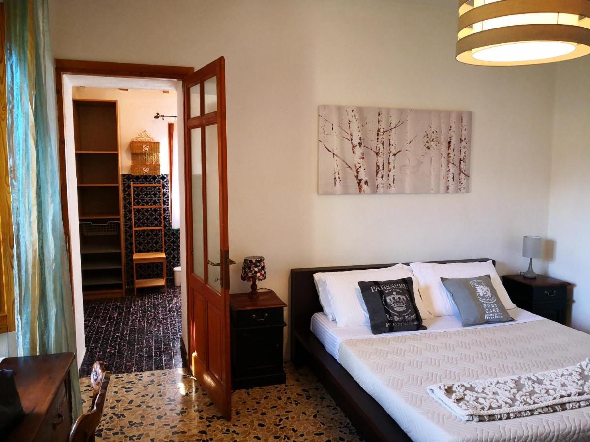 Bed and Breakfast Zia Chiarina San Nicolo Gerrei Exteriér fotografie